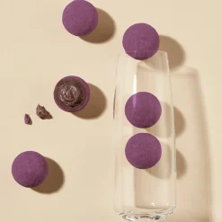 Kir Royale Chocolate Selector<Hotel Chocolat