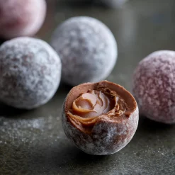 Pink & Classic Champagne Truffles Tin<Hotel Chocolat