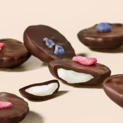 Rose & Violet Cremes Selector<Hotel Chocolat Discount